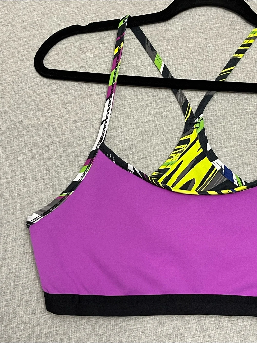 Fabletics Women’s Strappy Sports Bra Reversible